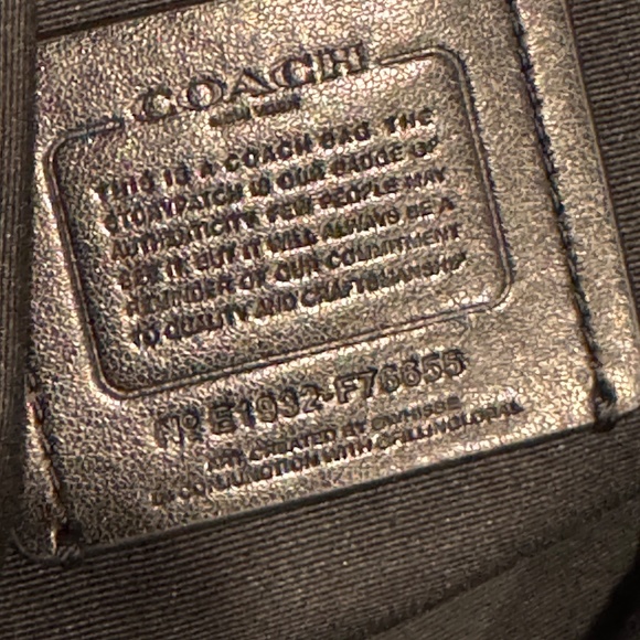 Coach File Crossbody in Black Leather with Vandal Gummy Bear Delinquent Like New - Picture 7 of 7